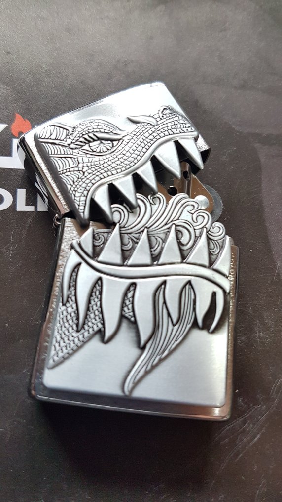 Zippo Fire Breathing Dragon in Samtbox Original Zippo Catawiki