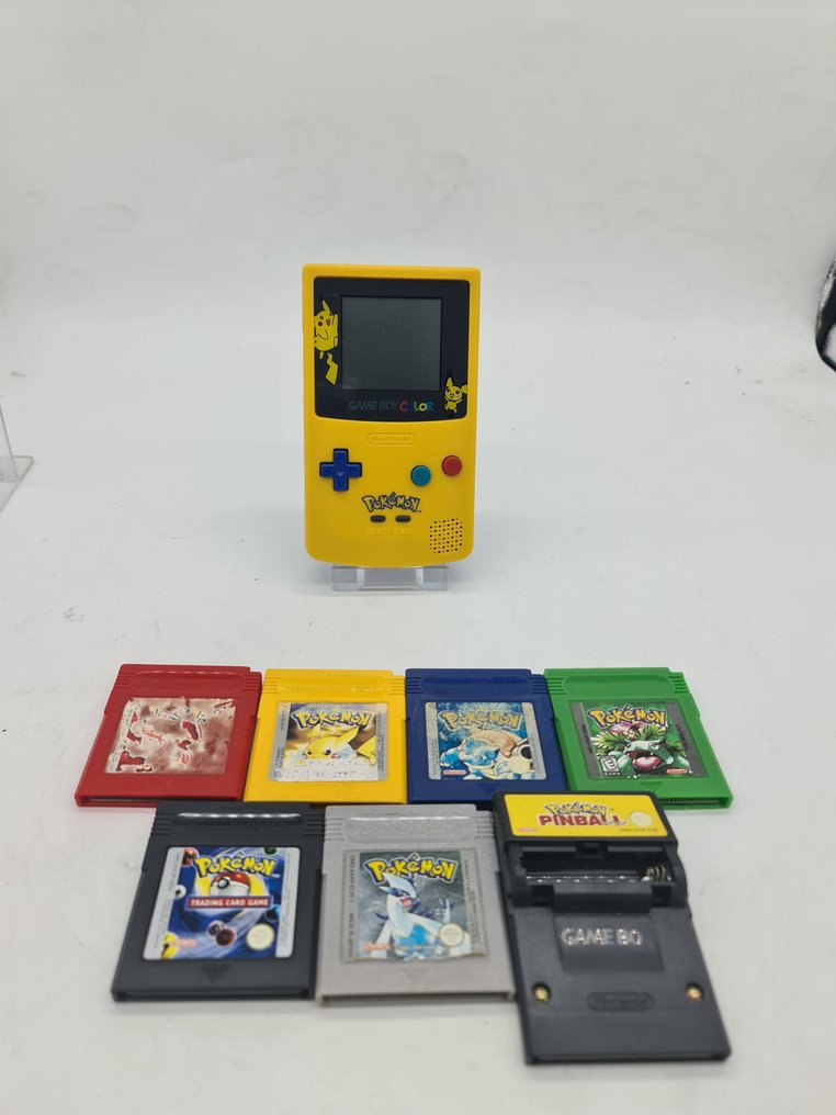 Nintendo Pokemon Gameboy Color Pikachu Edition + Pokemon Red, Blue, Yellow,  Silver, Green, Trading - Set of video game console + games - Catawiki