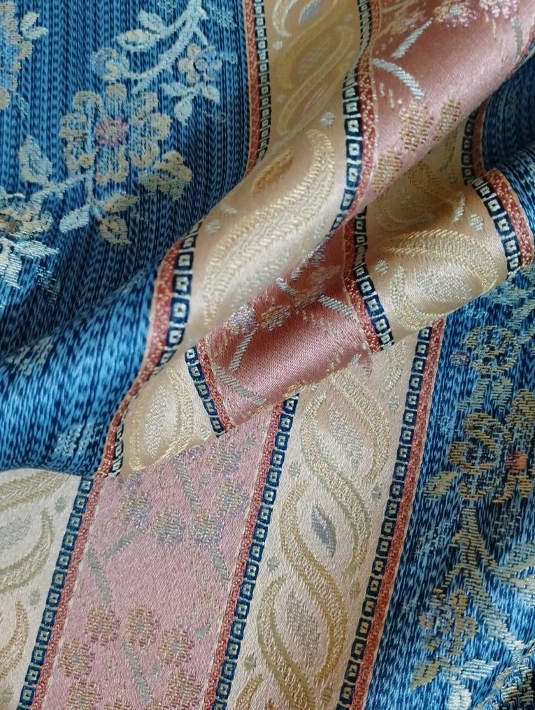 Beautiful Damask cotton fabric 770 x 145 cm Cotton, Catawiki