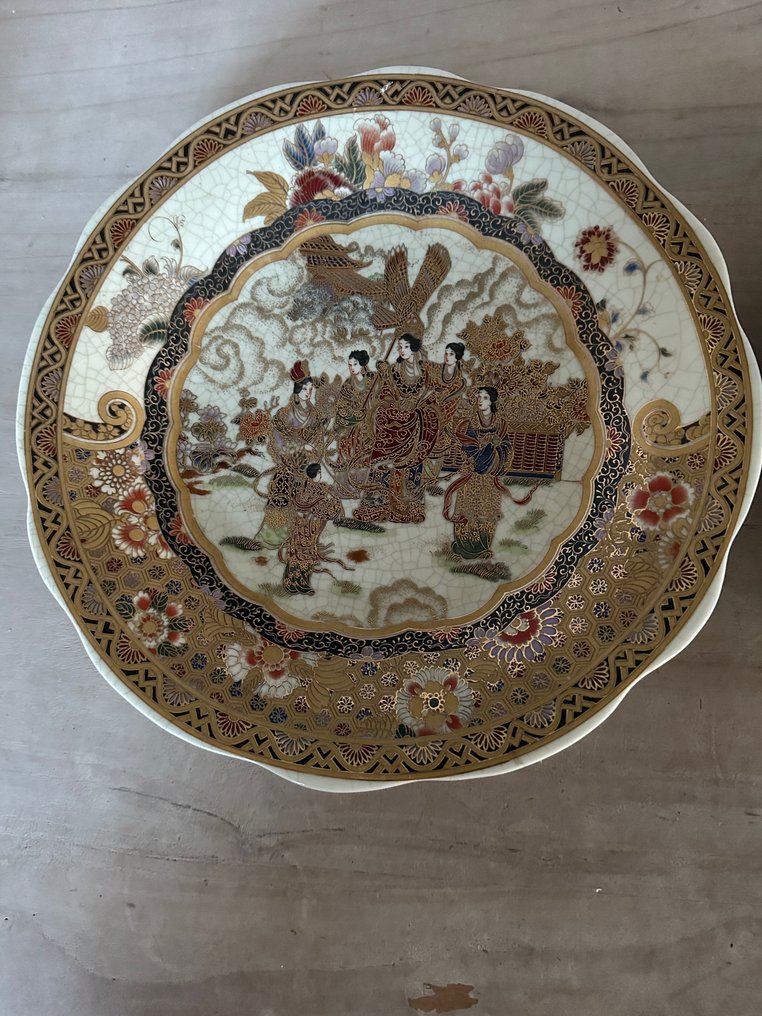 Plates, Large Satsuma (2) Porcelain Japan Early Catawiki