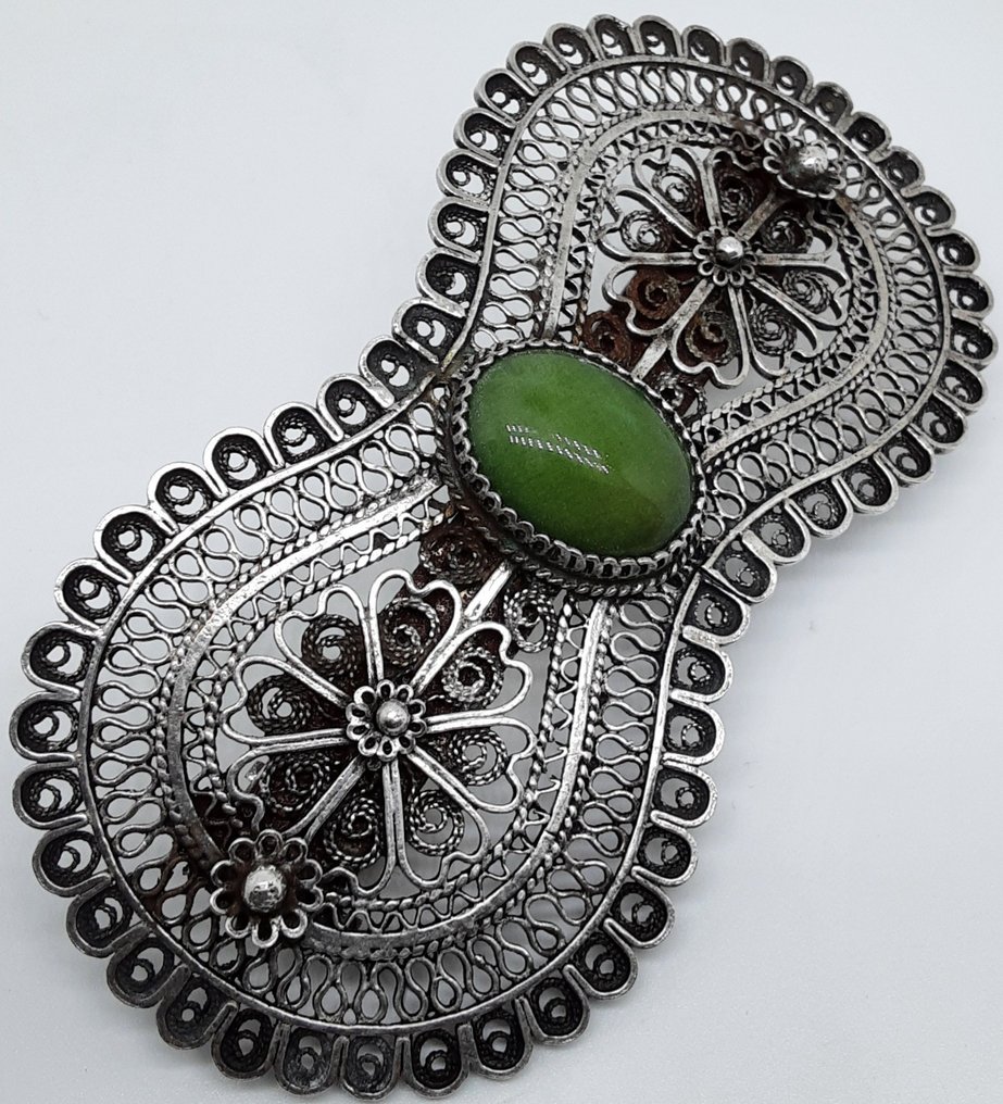 jade tie clip