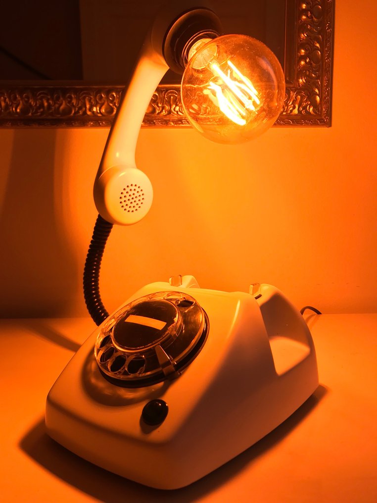 Ericsson - Bordlampe, Lampe, Telefon - -