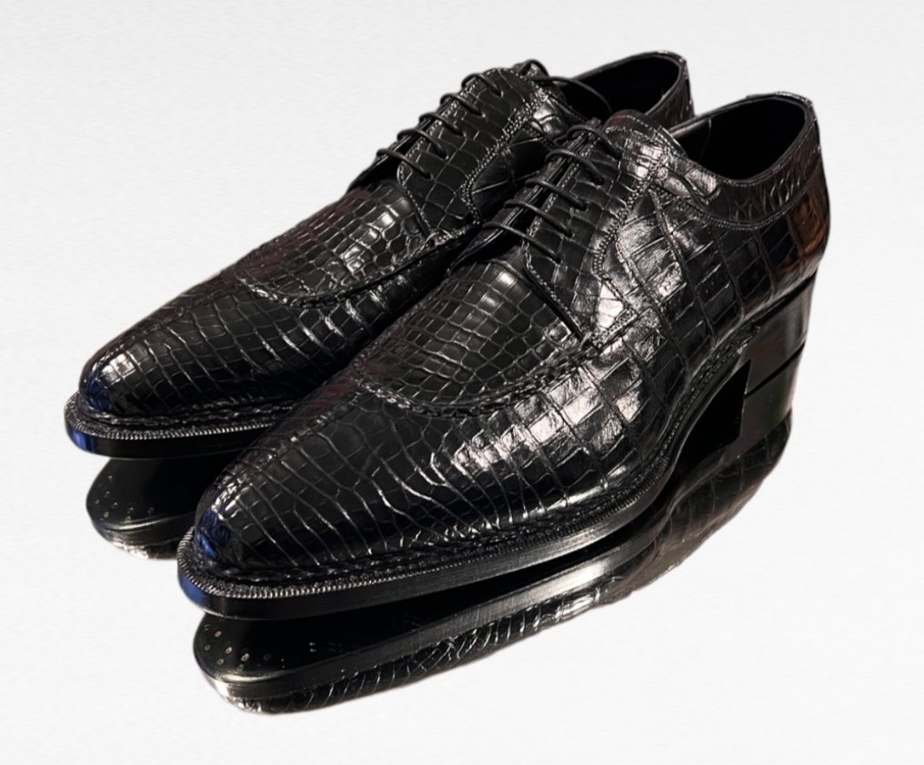 Louis Vuitton Black Epi Leather Lace Up Oxfords Size 44 Louis
