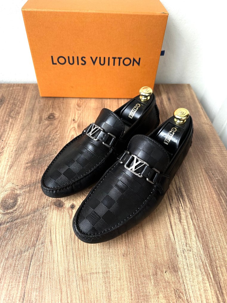 LOUIS VUITTON  Louis vuitton loafers, Dress shoes men, Louis vuitton shoes