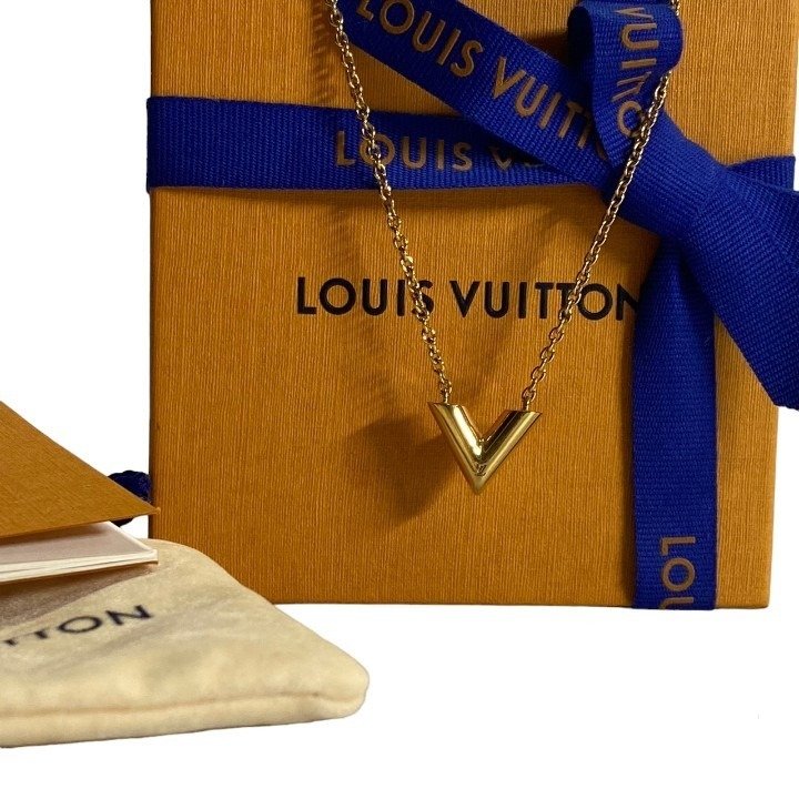 Louis Vuitton Necklace - Catawiki
