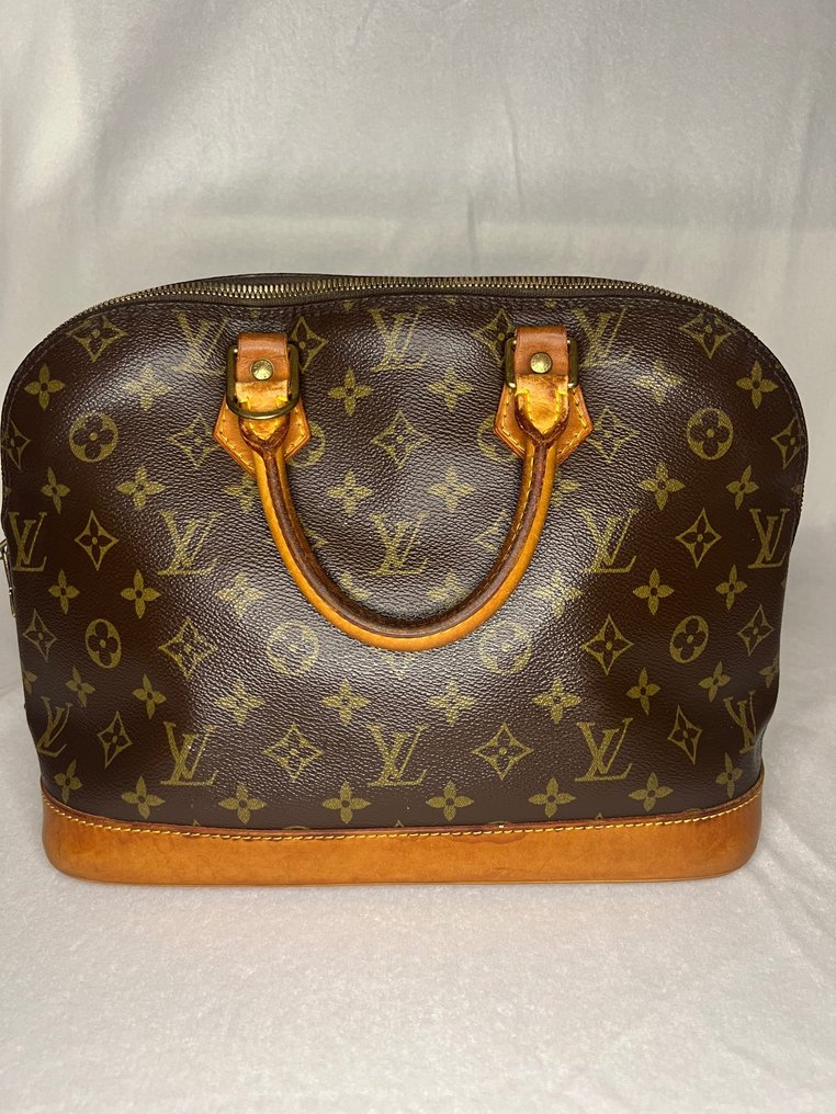 Louis Vuitton - Alma BB - Handbag - Catawiki