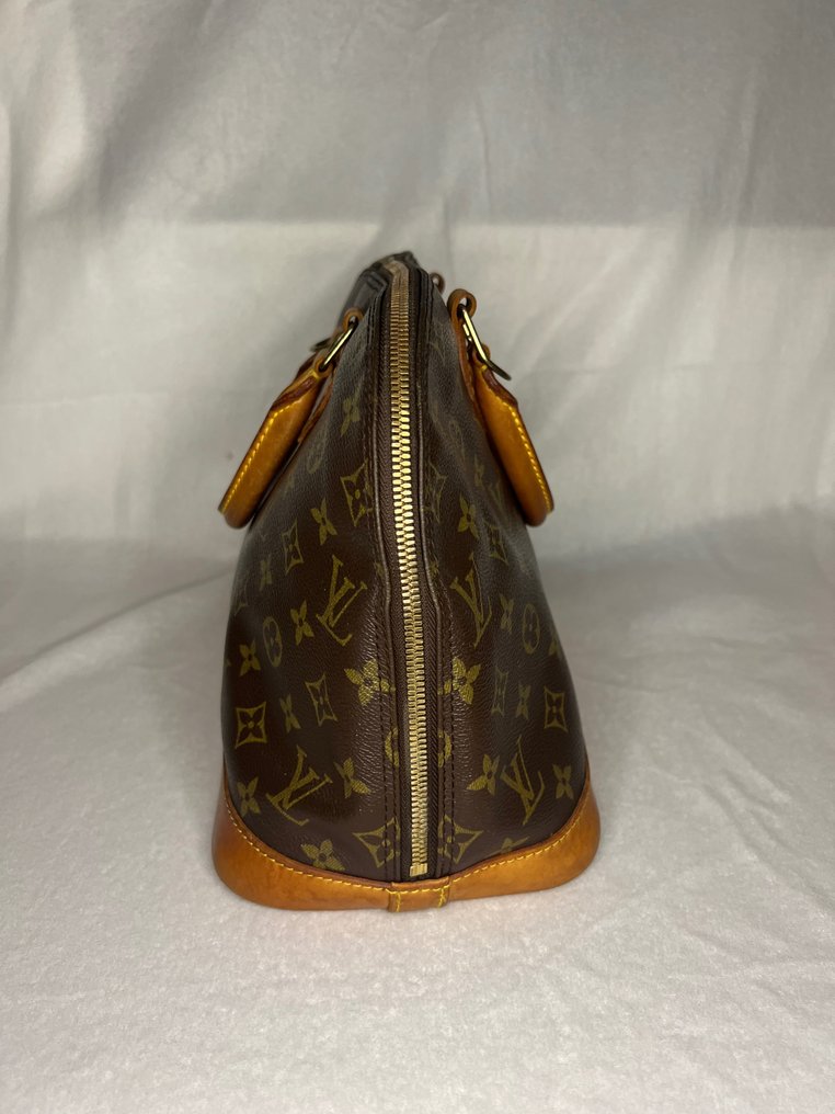 Louis Vuitton - Alma - Handbags - Catawiki