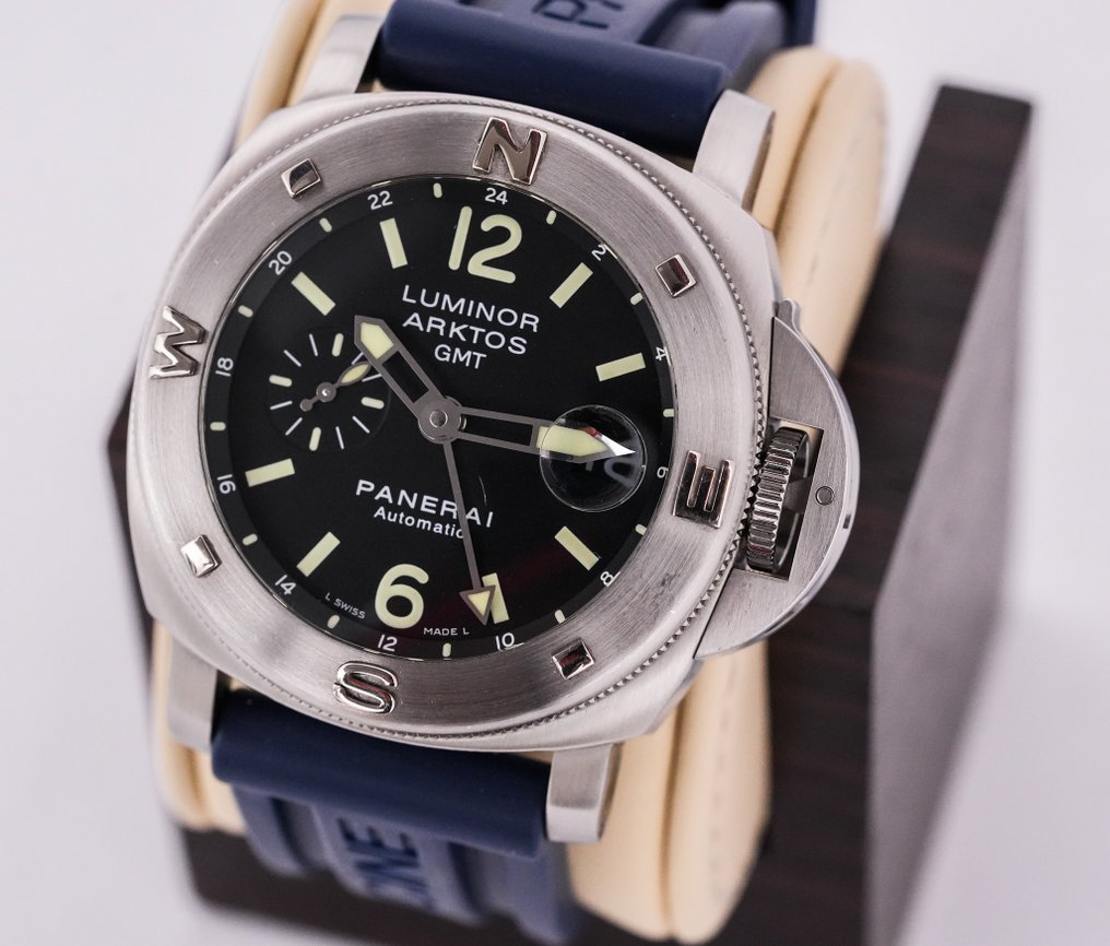 Panerai hot sale arktos gmt