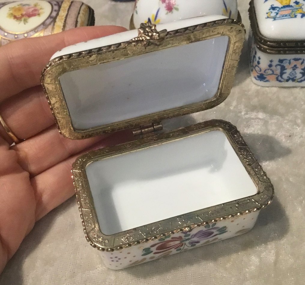 Peppermint box (30) - porcelain - Catawiki