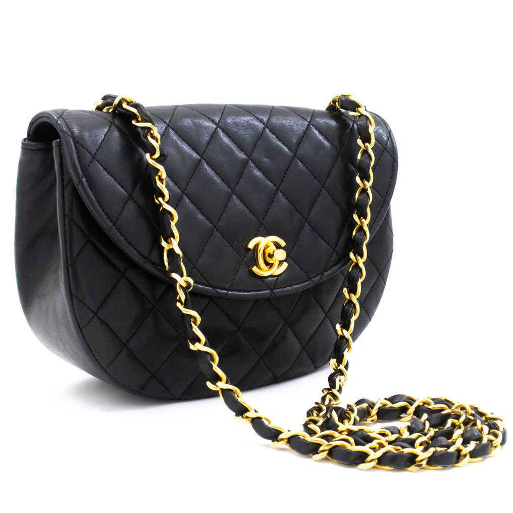 Chanel vintage bag in 2023  Vintage chanel bag, Fashion, Chanel