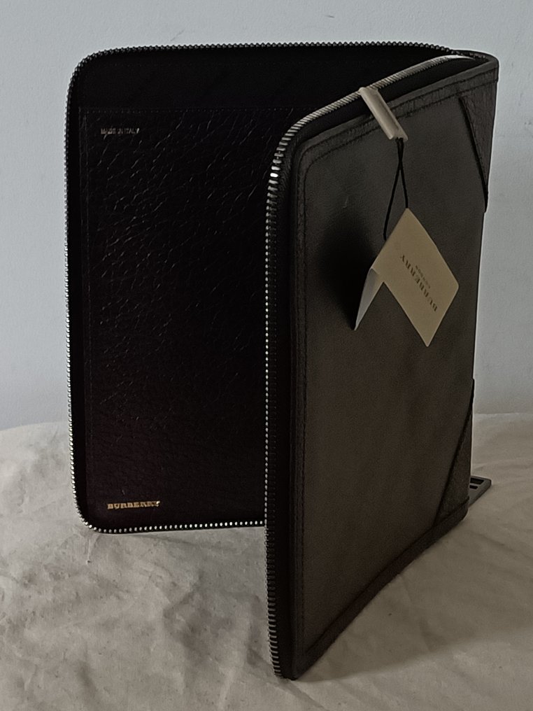 Burberry clearance ipad sleeve