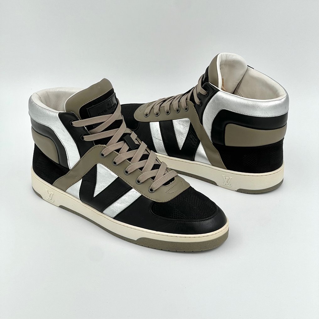Louis Vuitton - rivoli - Sneakers - Size: Shoes / EU 43 - Catawiki