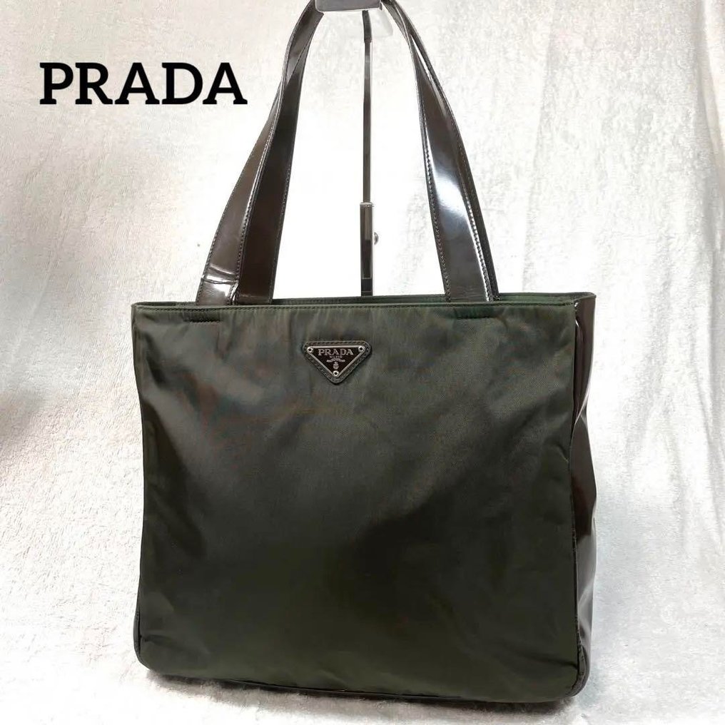 Prada Vintage Handbag in Green