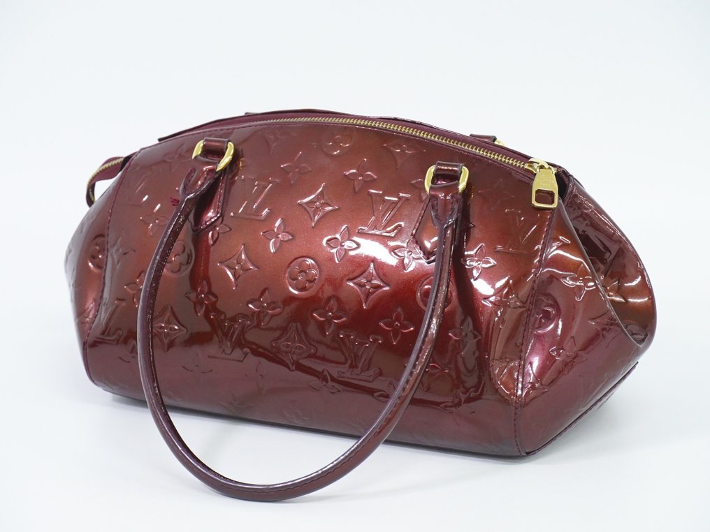 Louis Vuitton - Vernis Wilshire PM Handbag - Catawiki
