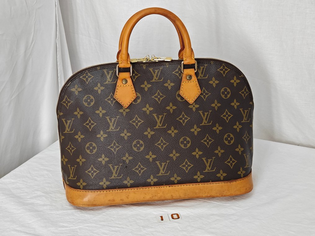 Louis Vuitton - Alma BB Handbag - Catawiki