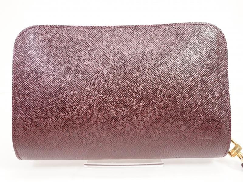 Louis Vuitton Baikal Brown Leather Clutch Bag (Pre-Owned)