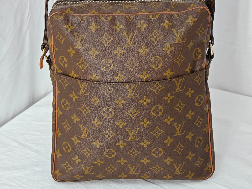 Louis Vuitton Brown Monogram Canvas Monceau Handbag with monogram canvas