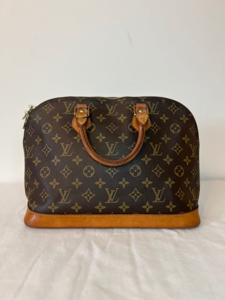 Louis Vuitton - Alma - Handbags - Catawiki