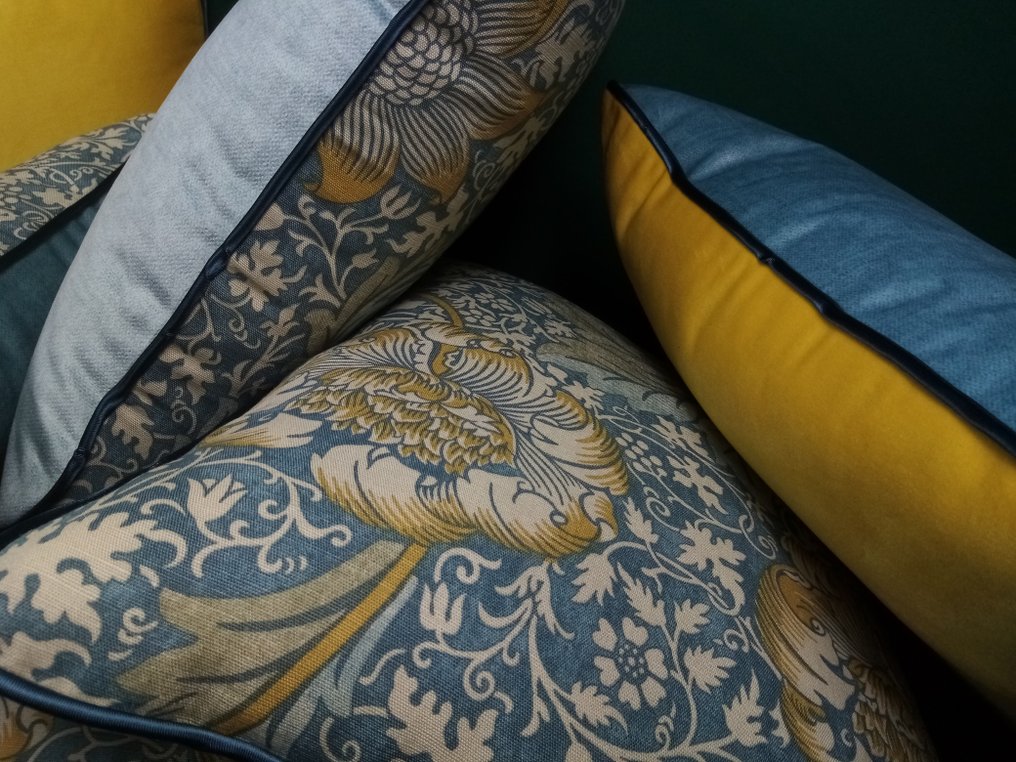 (6) Pillow set with Morris& Co fabric, filling included - Kussen - Catawiki