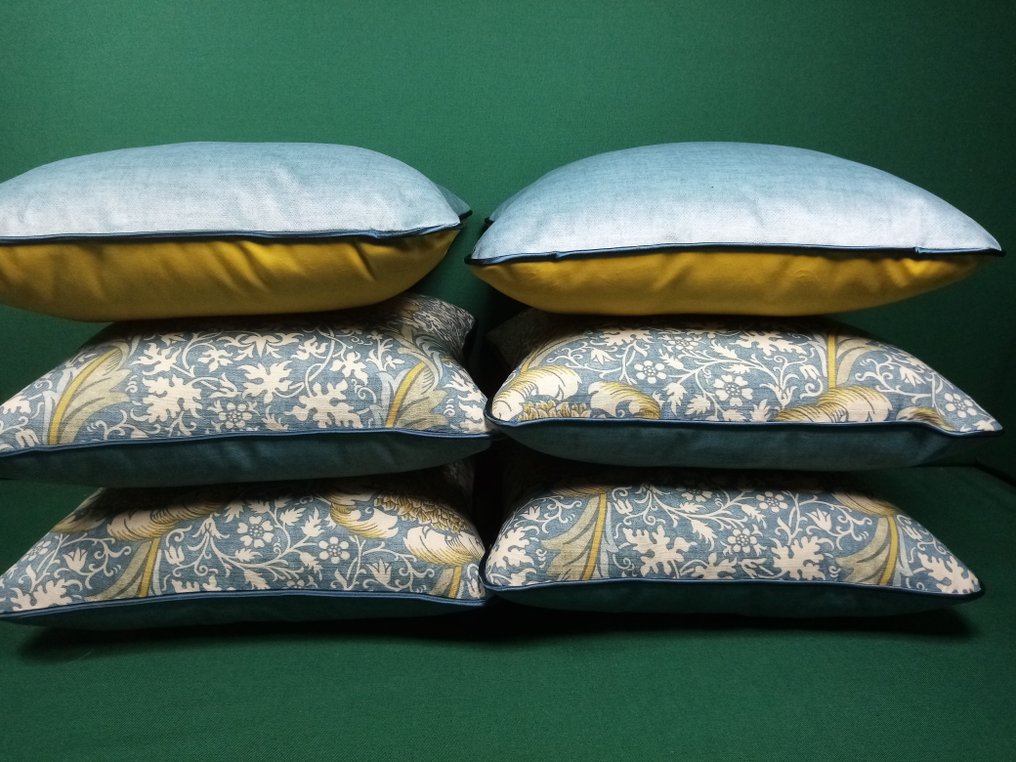 (6) Pillow set with Morris& Co fabric, filling included - Kussen - Catawiki