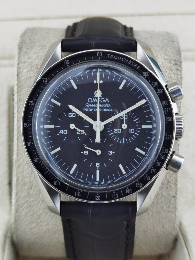 Moonwatch 3570.50 shop