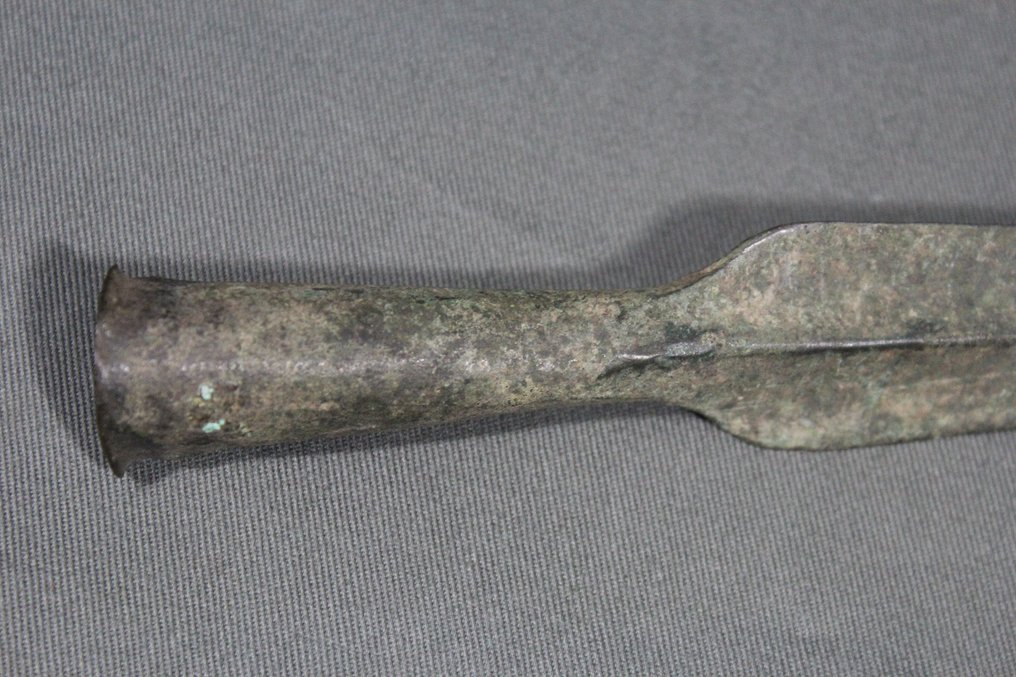 Luristan Bronze Javelin tip and heel (0×0×27 cm) Catawiki