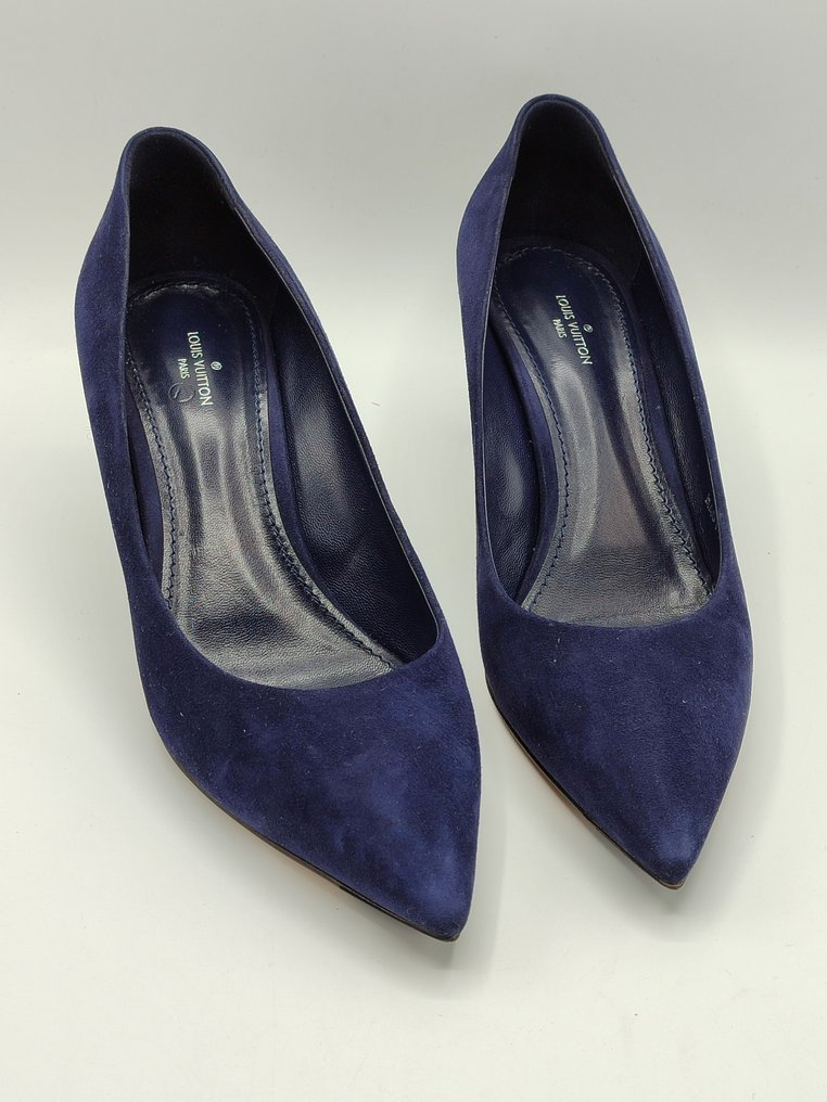 Louis Vuitton Blue Suede Flat Ankle-Strap Sandals Size 38 Louis
