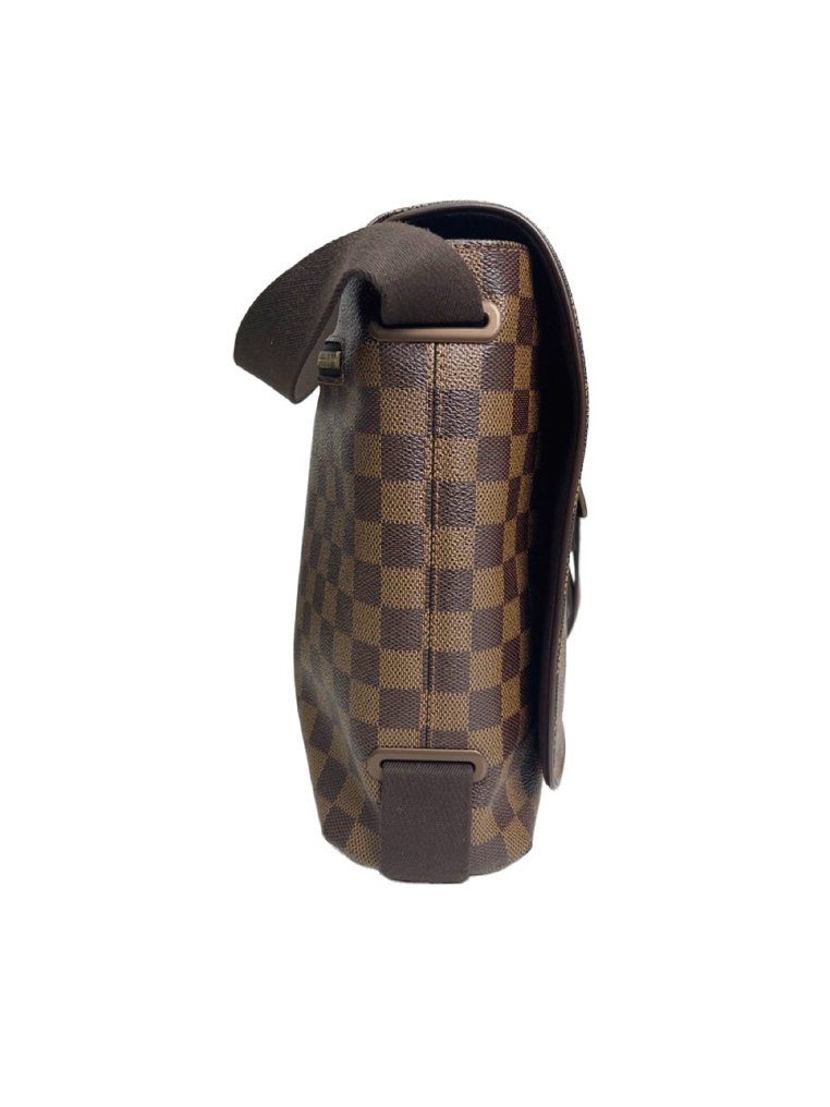 Sold at Auction: Louis Vuitton, Louis Vuitton Damier Ebene Brooklyn GM Messenger  Bag