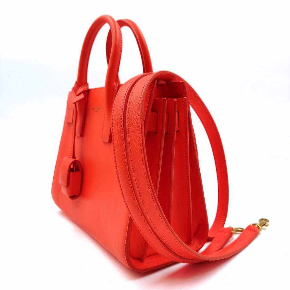 Saint Laurent Sac de Jour Crossbodytas Catawiki