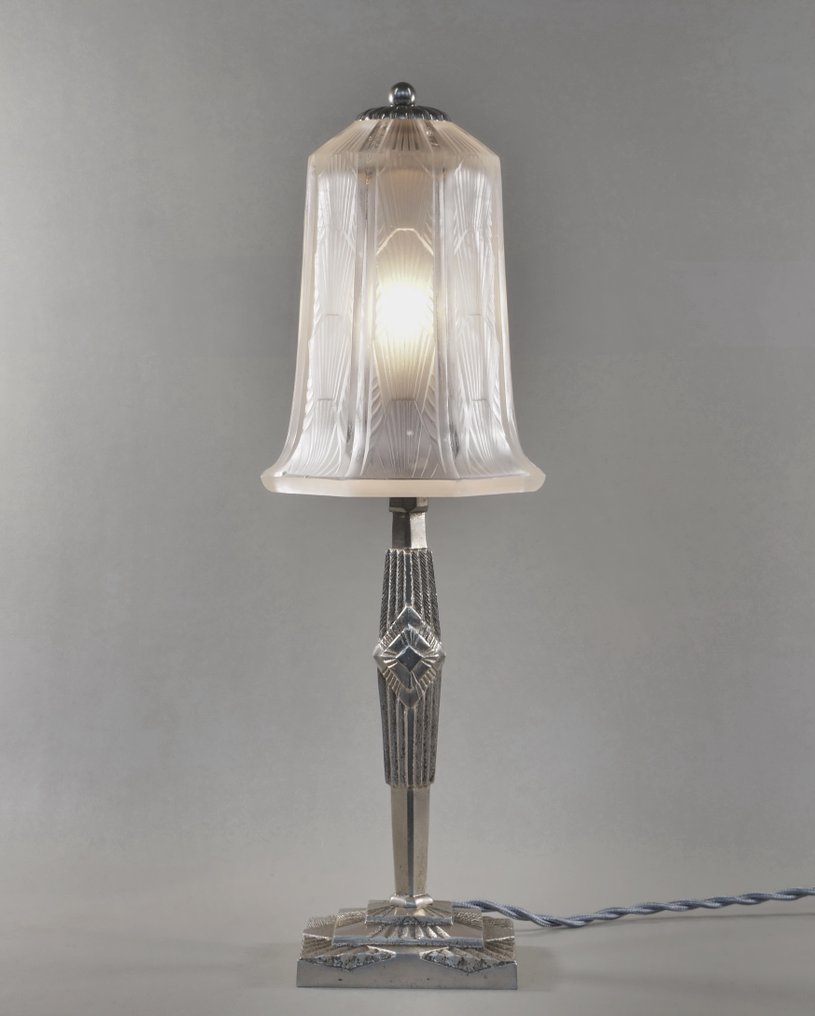 Hettier &amp; Vincent - Französische Art-Deco-Lampe - Catawiki
