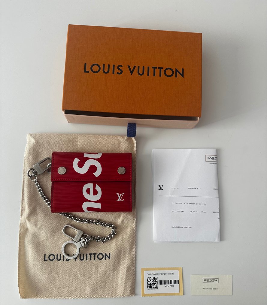 Louis Vuitton X Supreme Chain Wallet In Epi Leather in Red for Men