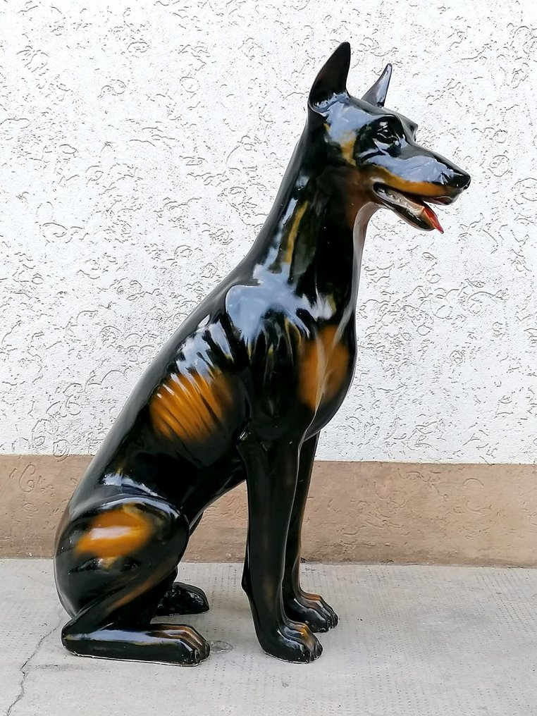 Large statue of Dobermann or German Shepherd dog - Dobermann o Pastore ...