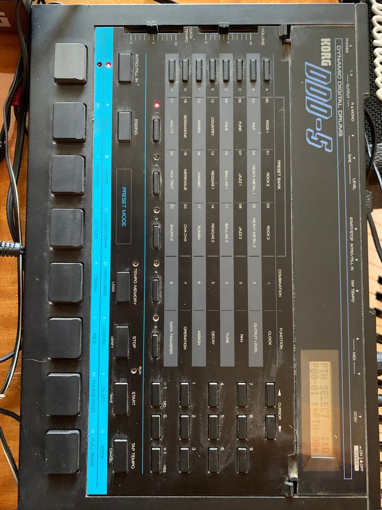 4 Multiple models Drum machine, Mini Catawiki