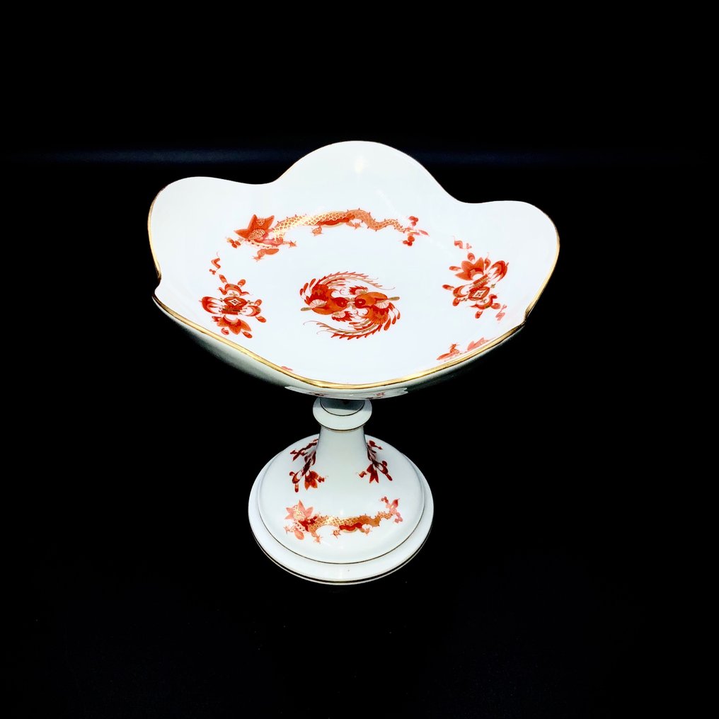 Meissen First Choice Exquisite Centrepiece Red Court Dragon
