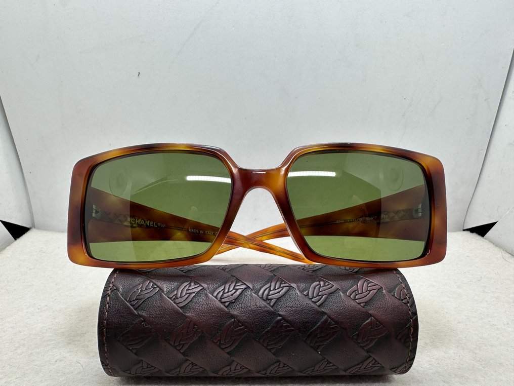 Chanel - 5045 c.685/13 Cal. 55 [ ] 17 Cod. C2456889 Made in Italy -  Sunglasses - Catawiki