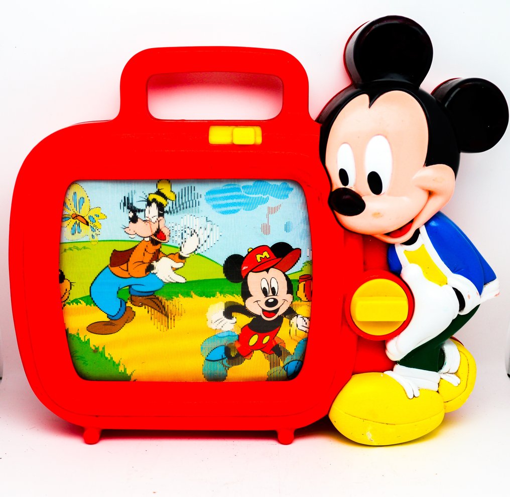 arco-disney-insegna-cups-toy-train-art-ga-plastica-catawiki