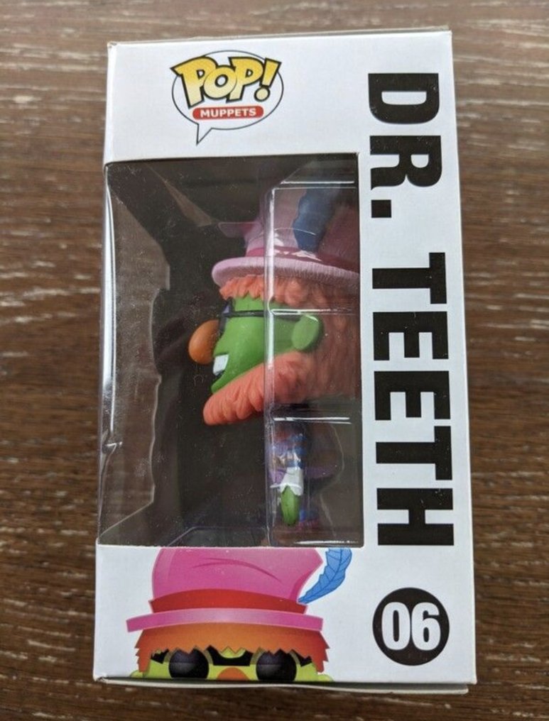 Funko Figure Muppets 06 Dr Teeth & The Office 880 3 Hole Punch Jim Halpert 2000present