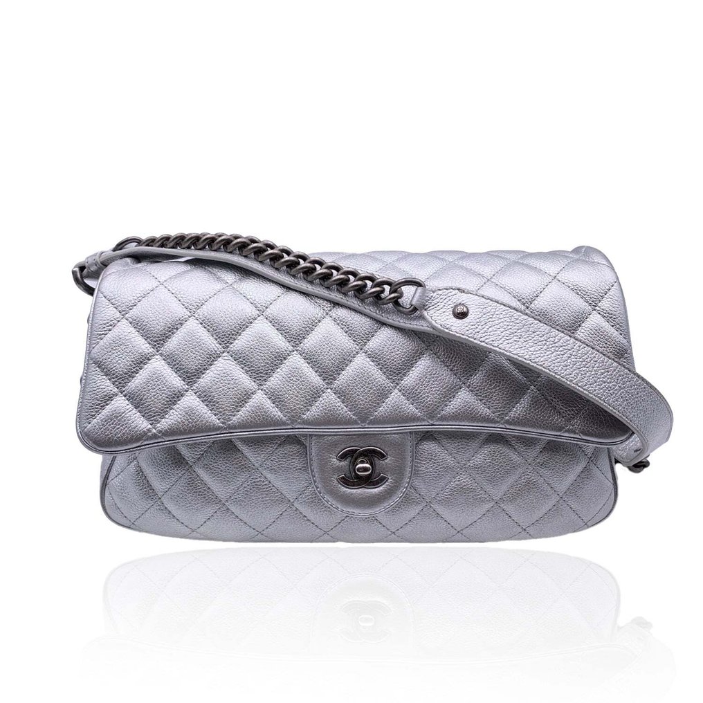 Chanel Crossbody bag - Catawiki