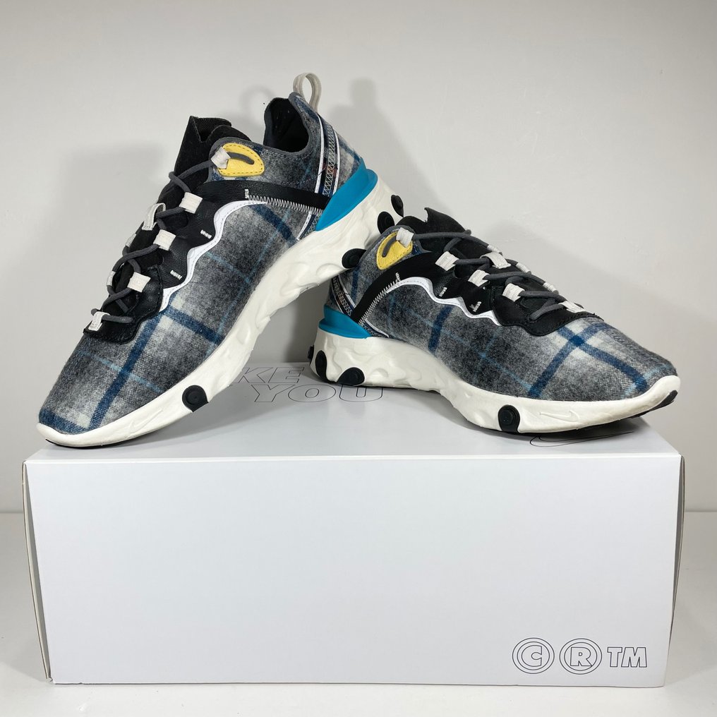 Louis Vuitton - Sneakers - Size: Shoes / EU 45, UK 9,5 - Catawiki
