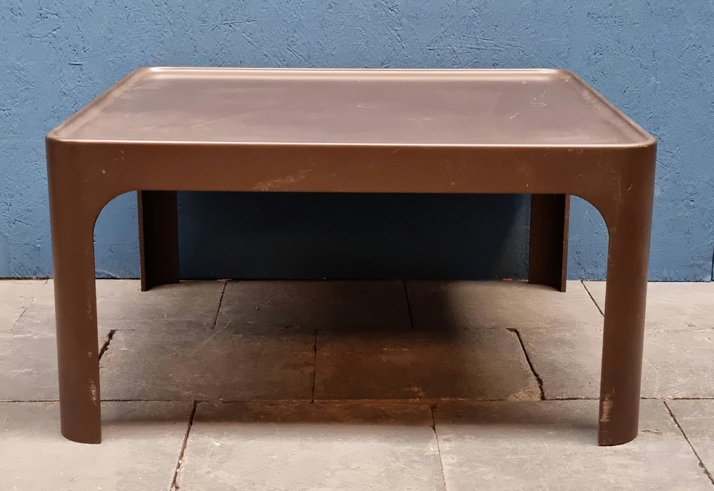 Interplast Coffee table Plastic Catawiki