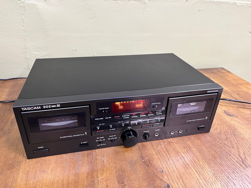 Tascam REVISED 202MK III Lecteur de cassettes audio Catawiki