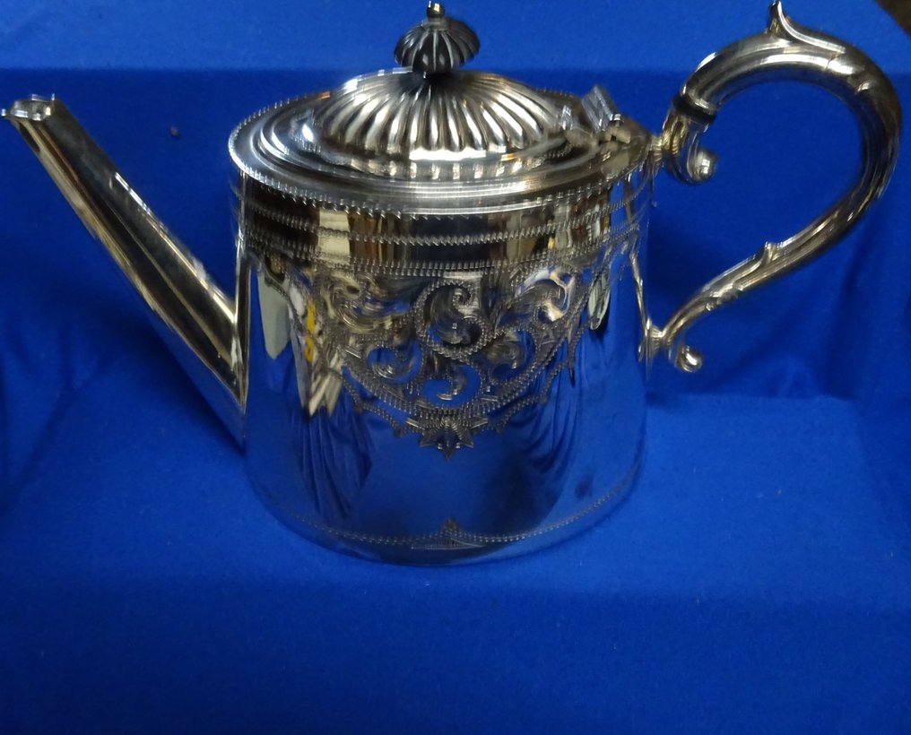 W.M.H&S Teapot .835 silver, Silverplate Catawiki