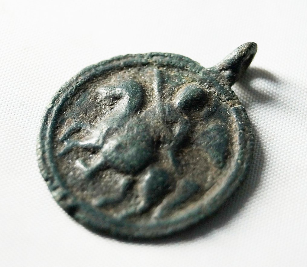 Medieval - Bronze - Amulet - Catawiki