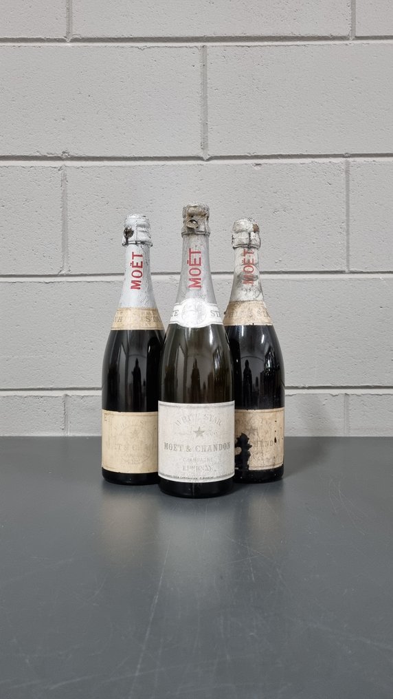 Sold at Auction: White Star Moet et Chandon Champagne