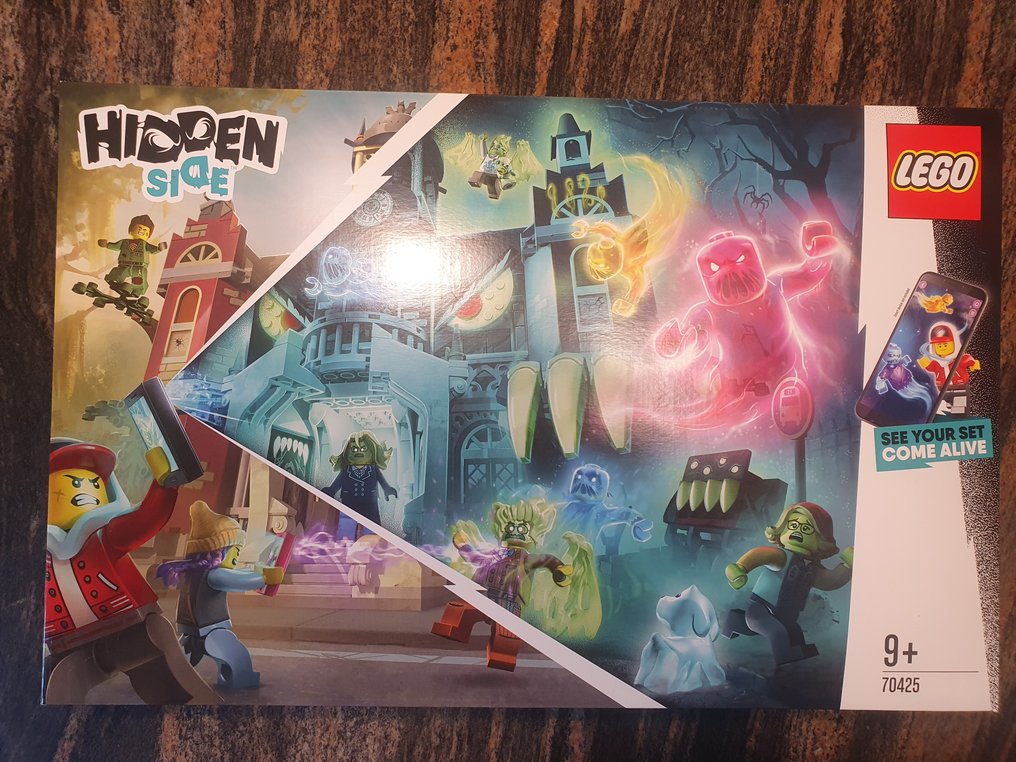 Lego hidden side hotsell 70425