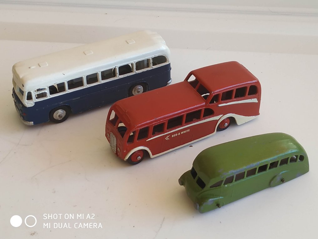 Dinky toys bus store