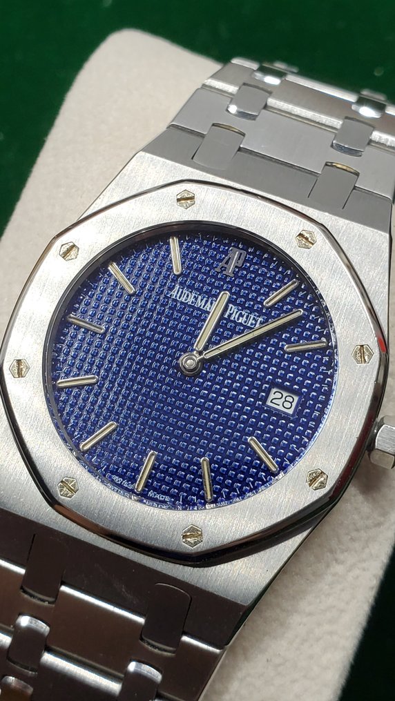 Audemars piguet clearance yves klein