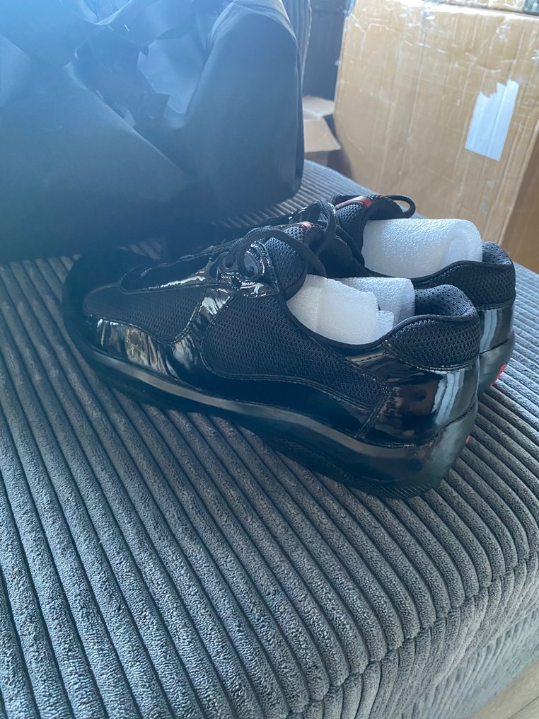 Prada Lace up shoes Size US 8 Catawiki