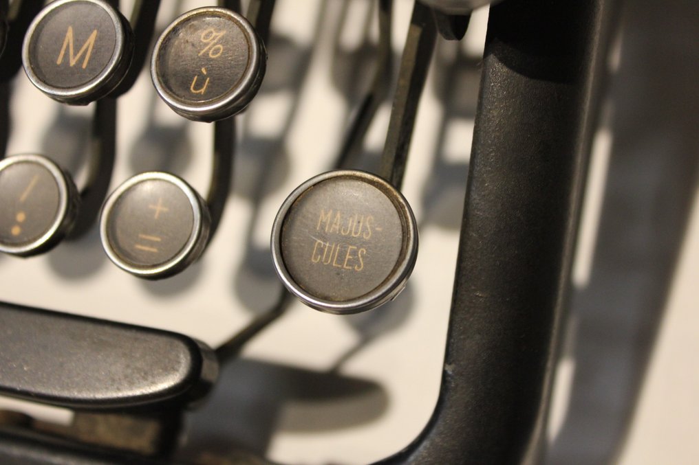 Royal KMN Typewriter Iron (cast/wrought) Catawiki