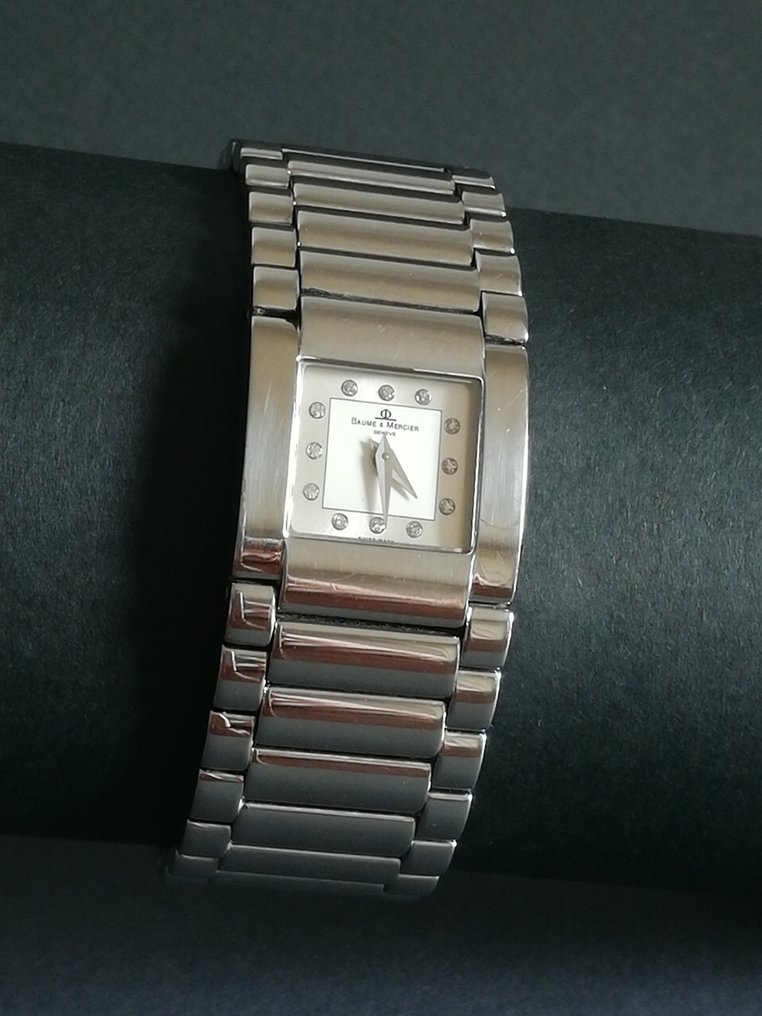 Baume mercier sales catwalk